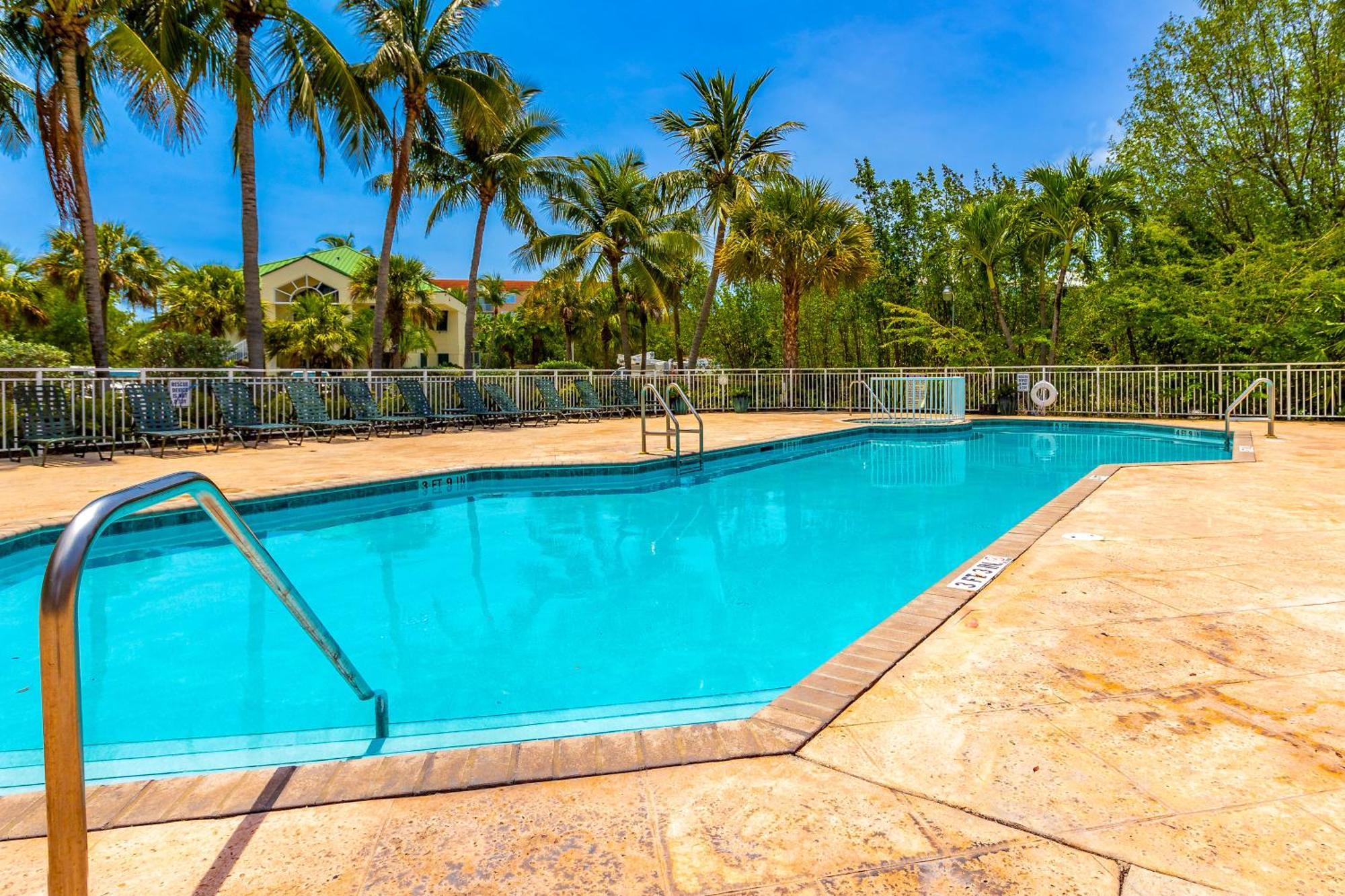 Sunrise Suites Barbados Suite #204 Кі-Вест Екстер'єр фото